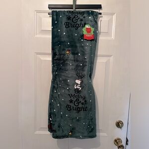 Peanut And Woodstock Holiday Blanket NWT Extra Long 60X70